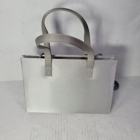 Silver Satin Evening Handbag With Chain Strap & Compact Mirror Crossbody - Picture 3 of 8